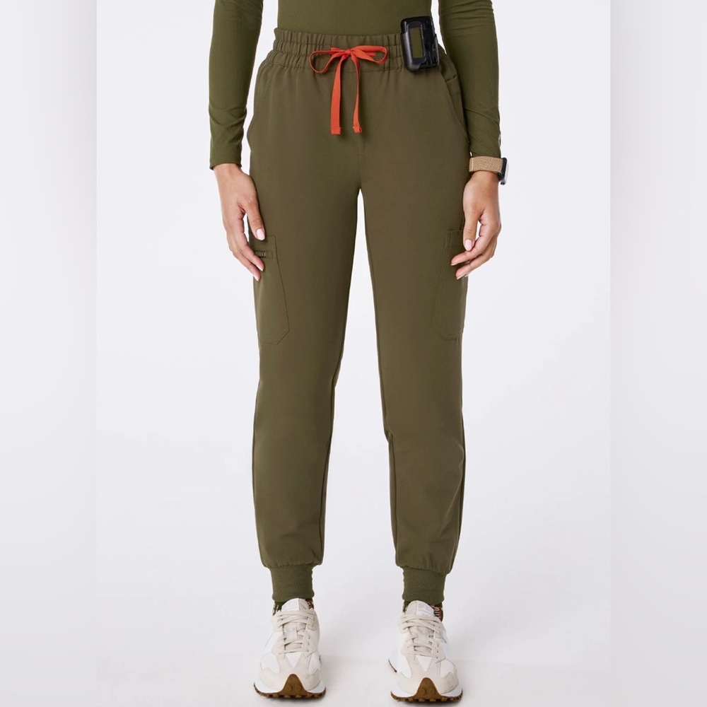 Figs Dark Olive Green high waist Uman Relaxed Jogger scrub pants PO# 2042